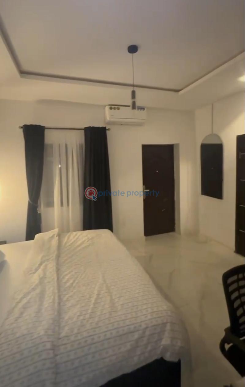 1 bedroom Block Of Flats For Sale Off Itire Road Surulere Lagos - 10