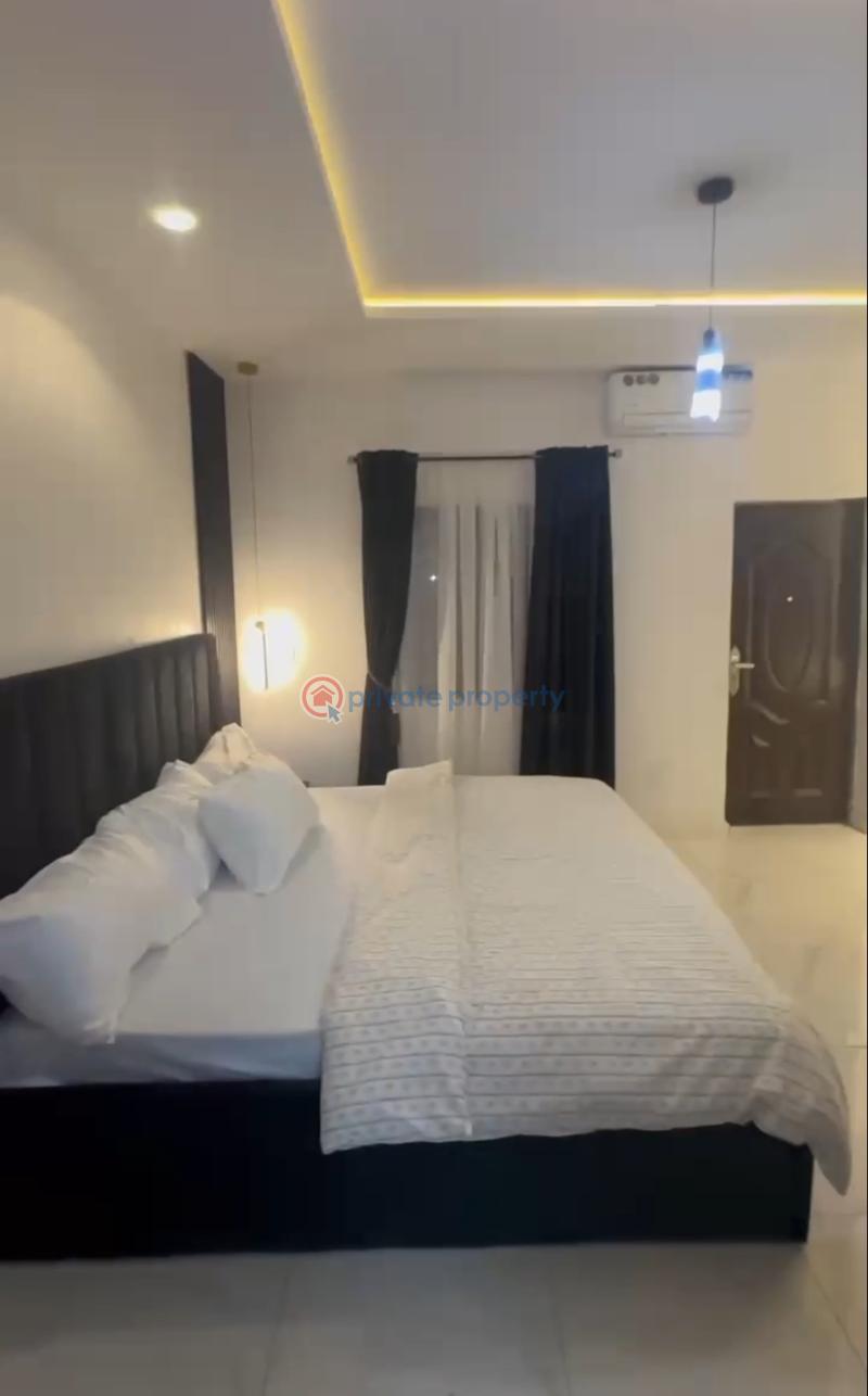 1 bedroom Block Of Flats For Sale Off Itire Road Surulere Lagos - 9