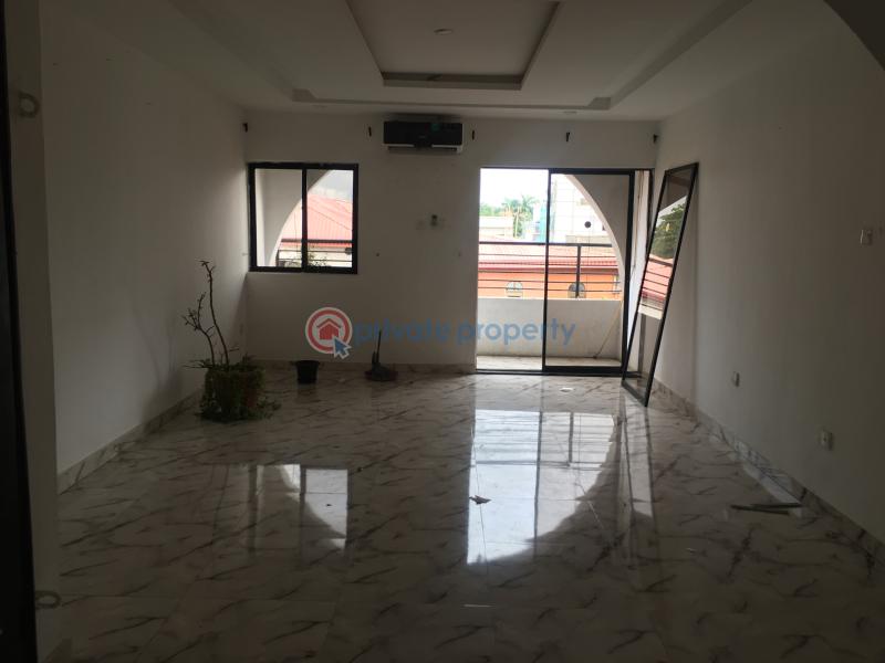 3 bedroom Block Of Flats For Rent Ikeja GRA Lagos - 4