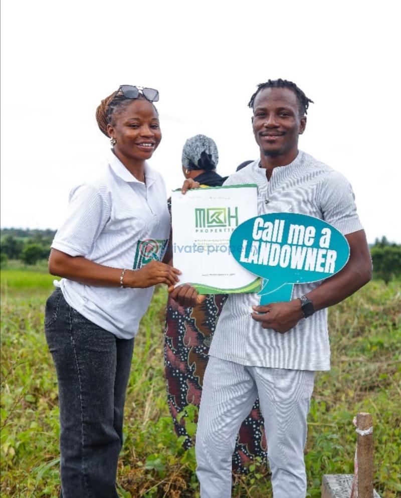 Mixed use Land For Sale Olunde, Off Lagos Ibadan Expressway, Mkh City Ibadan Oyo - 0