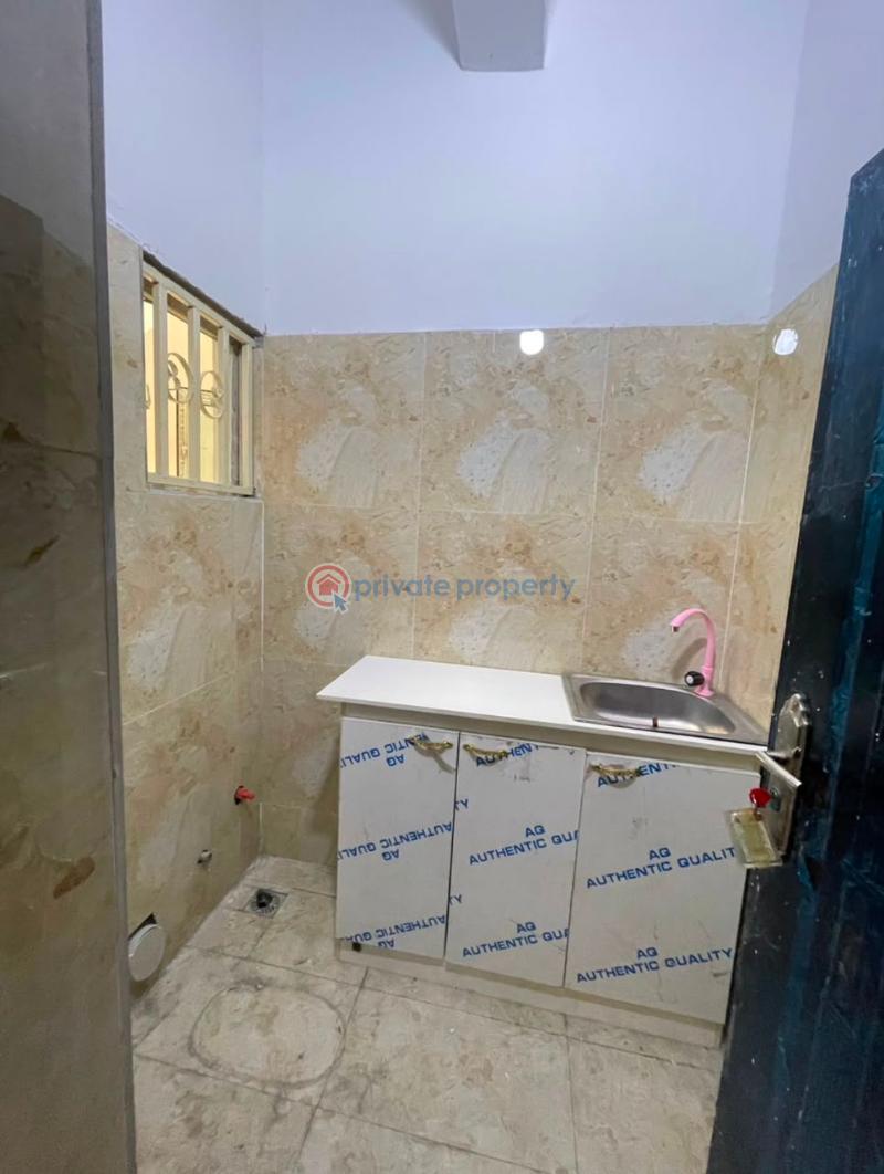 1 bedroom Studio Apartment For Rent Opposite Vgc Along Lekki Expressway Lagos - 4