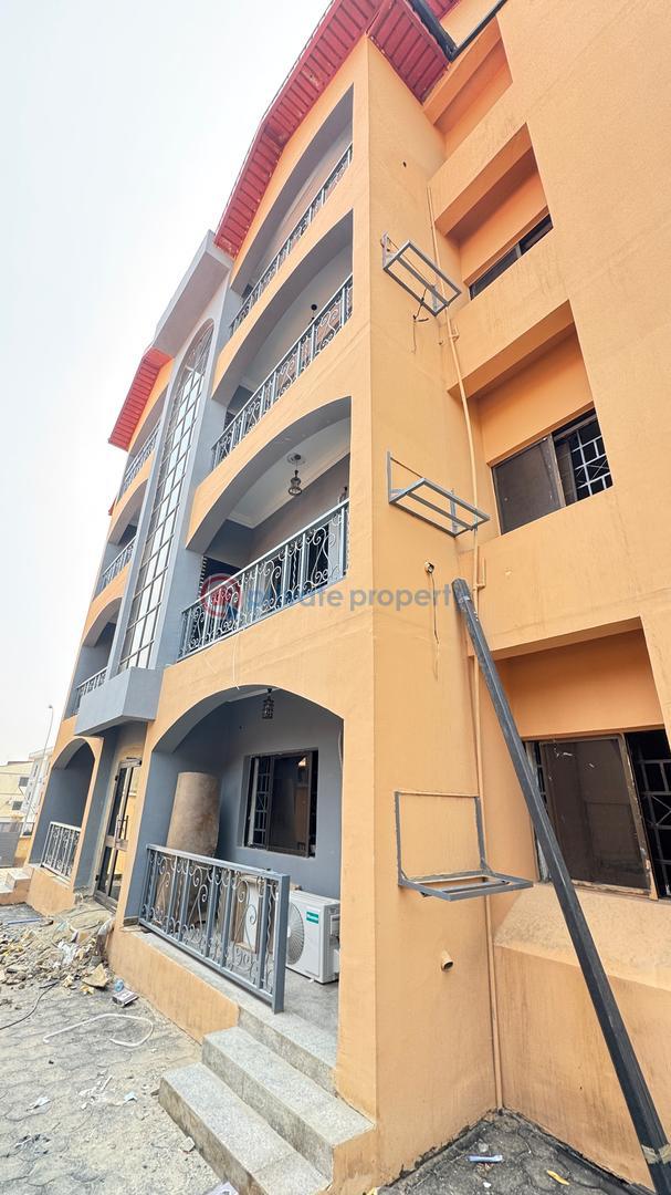 2 bedroom House For Rent Wuse II Abuja Phase 1  - 0