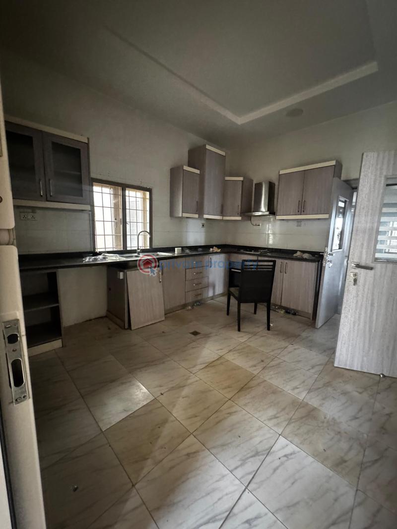 2 bedroom Block Of Flats For Rent Katampe Ext. Abuja Phase 2  - 9