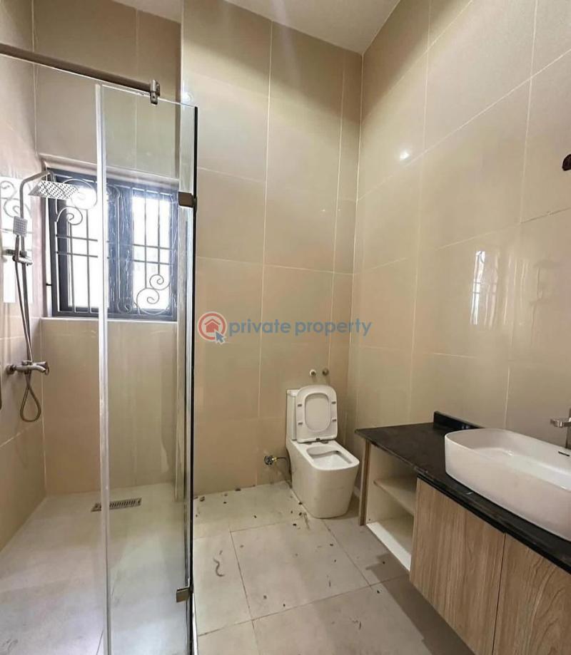 7 bedroom Duplex For Sale Guzape Abuja Phase 1  - 4