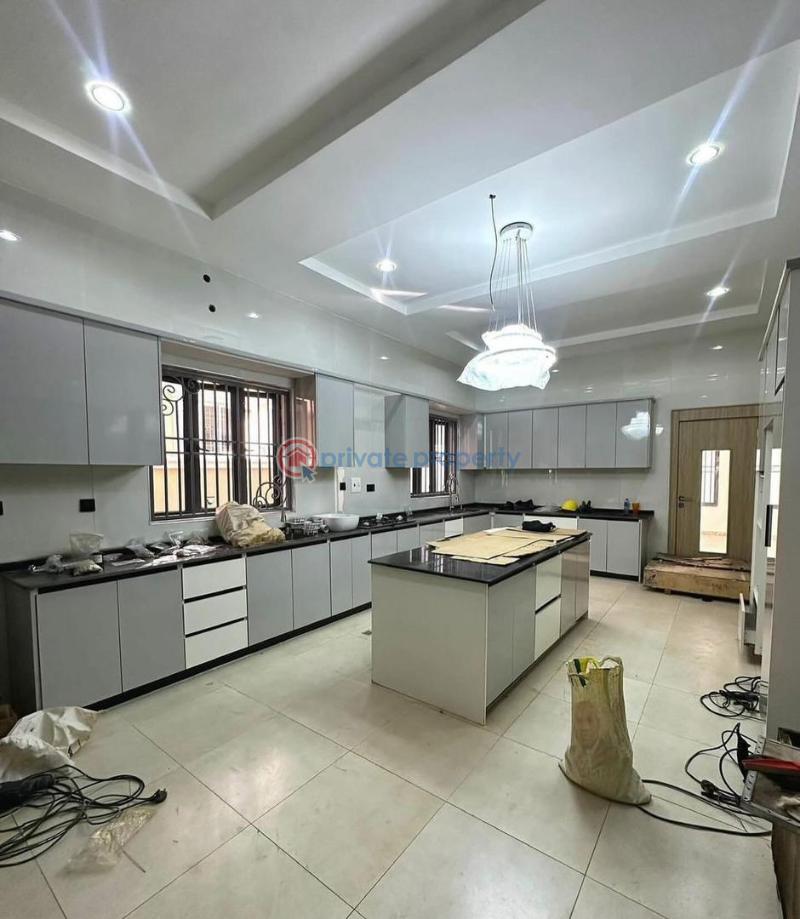 7 bedroom Duplex For Sale Guzape Abuja Phase 1  - 3