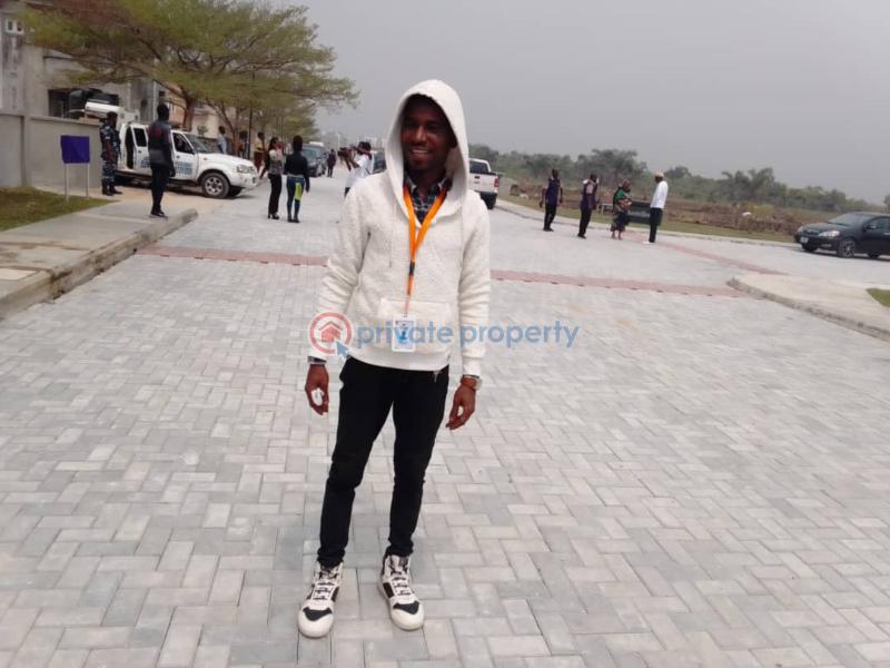 5 bedroom Detached Duplex For Sale Neighborhood Corona School Lekki Scheme 2 Abijo Ajah Lagos - 4