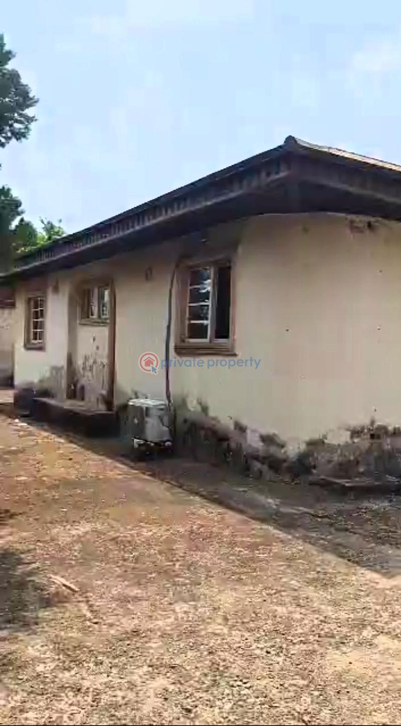 Block Of Flats For Sale Akpabor Off Choice Gate First Ugbor Gra Benin Edo - 1