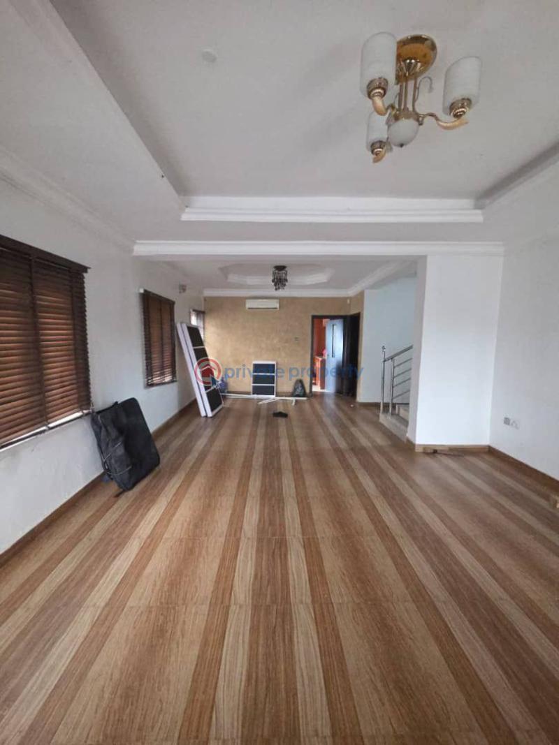 1 bedroom Block Of Flats For Rent Mobile Ilaje Ilaje Ajah Lagos - 4