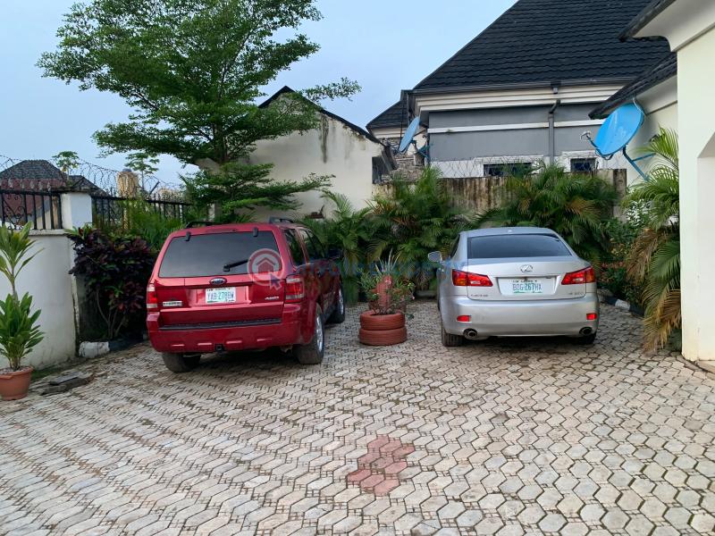 4 bedroom Shared Apartment Short let Off Arab Road Kubwa Abuja Phase 4  - 5