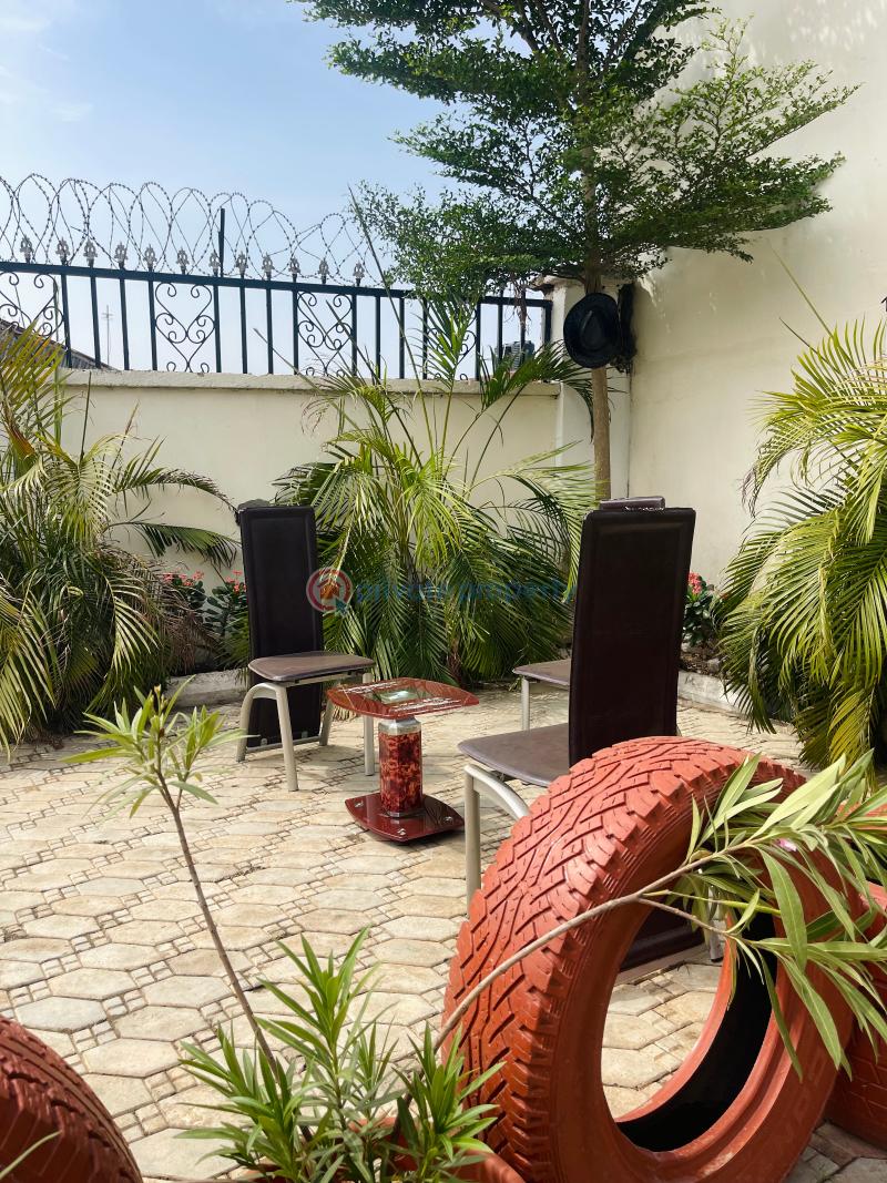 4 bedroom Shared Apartment Short let Off Arab Road Kubwa Abuja Phase 4  - 6