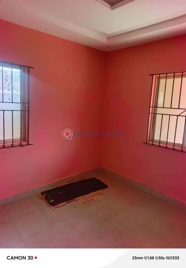 2 bedroom Block Of Flats For Rent Ikola Command Meiran Alimosho Lagos - 5