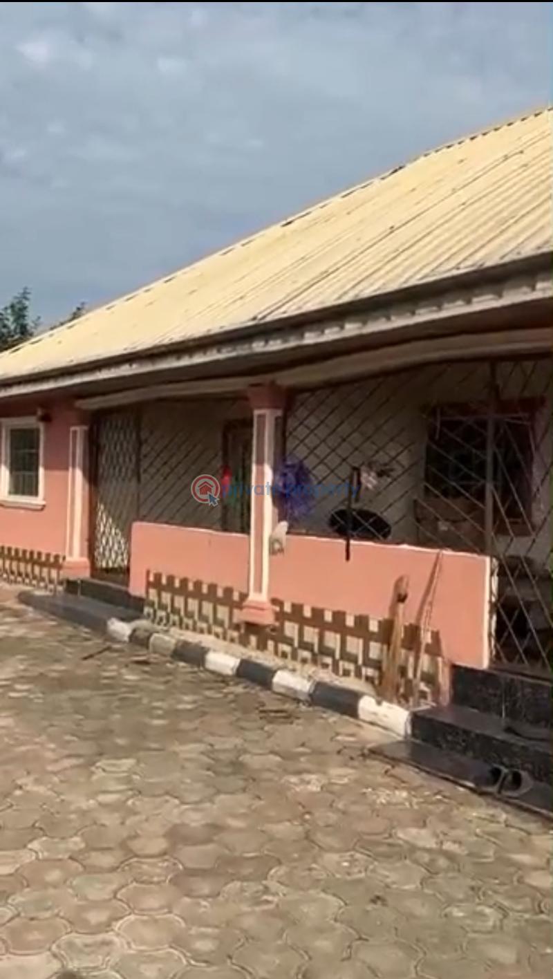 Block Of Flats For Sale Arougba Community Benin Edo - 3