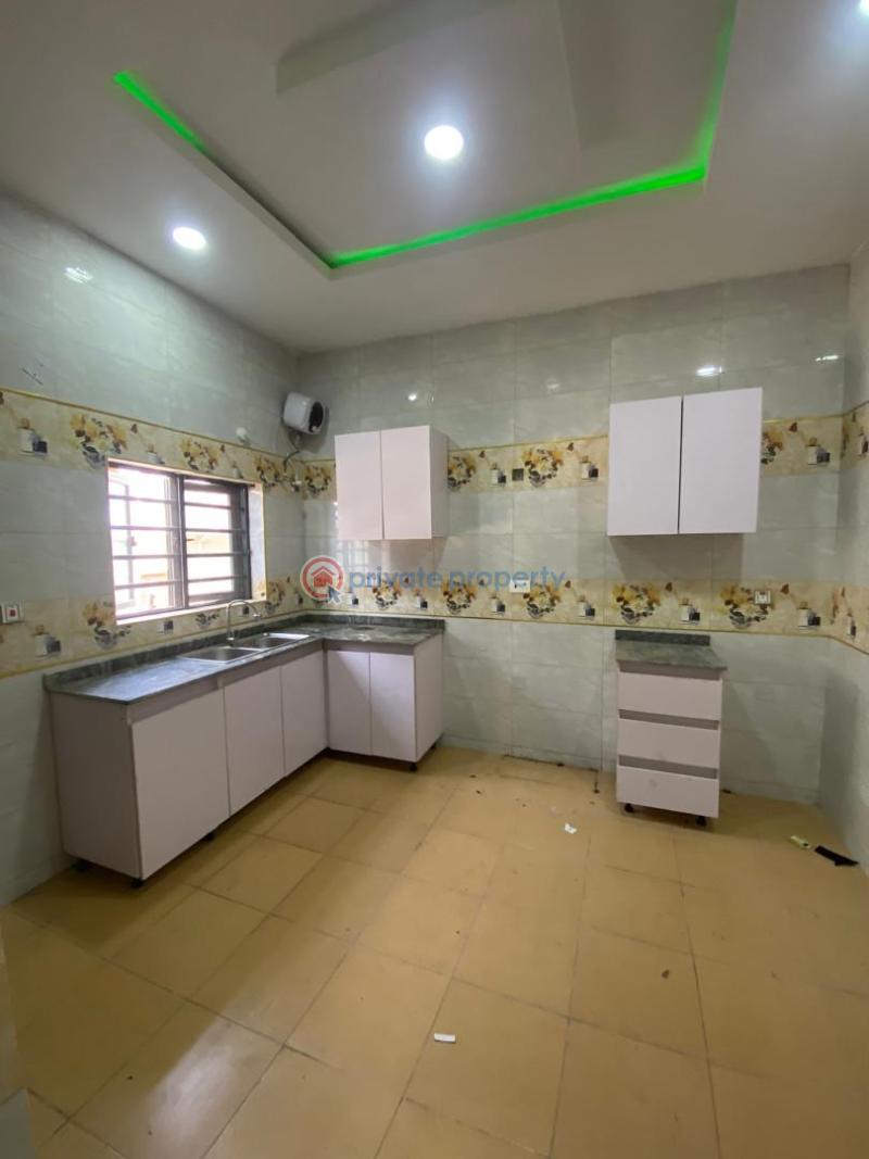 2 bedroom Flat & Apartment For Rent Sangotedo Ajah Lagos - 9