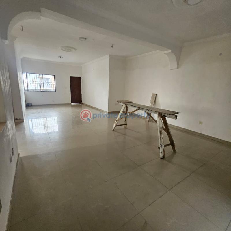 3 bedroom Block Of Flats For Rent Magodo Phase 2 Gra. Shangisha Kosofe/Ikosi Lagos - 1