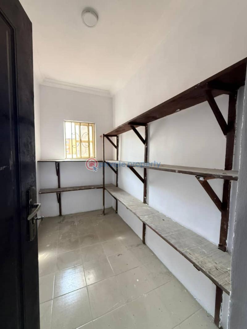 3 bedroom Flat & Apartment For Rent Graceland Estate Extension Abraham Adesanya Ajah Lagos - 9