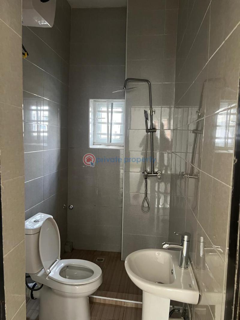 3 bedroom Block Of Flats For Rent Jahi Abuja Phase 2  - 2