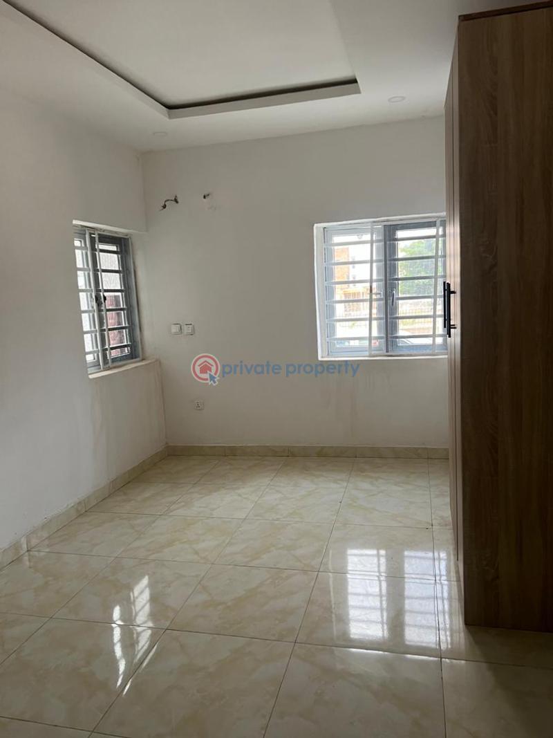 3 bedroom Block Of Flats For Rent Jahi Abuja Phase 2  - 8