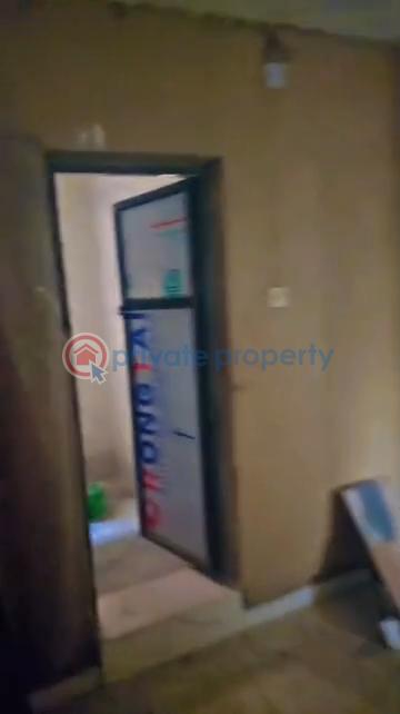 3 bedroom Flat & Apartment For Rent Obawole Ogba Lagos - 7