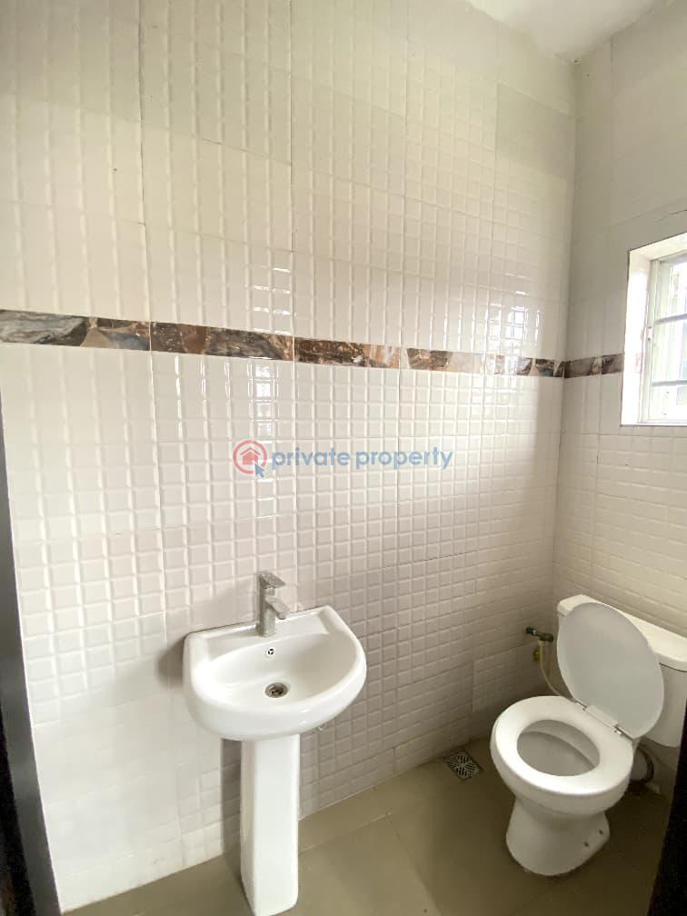 3 bedroom Block Of Flats For Rent Osapa London Lagos Island  - 0