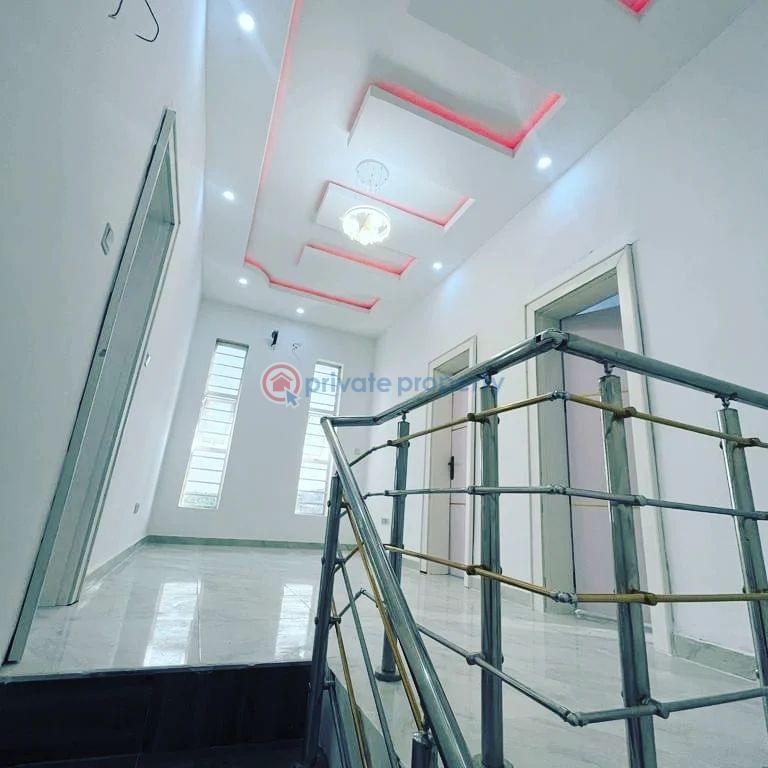 3 bedroom House For Rent Monastery Road Sangotedo Lagos - 3