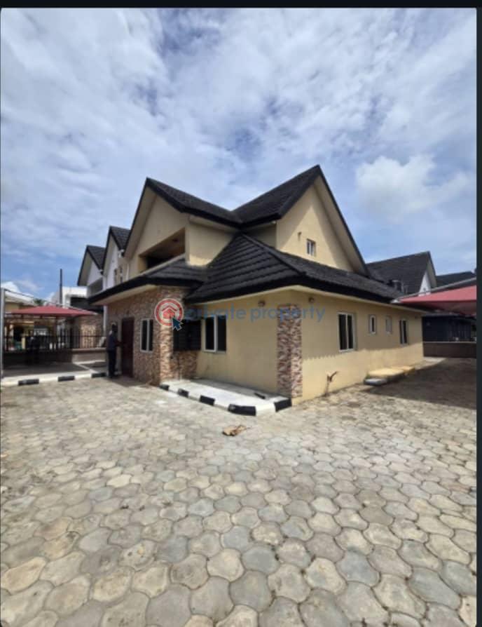 4 bedroom Bungalow For Rent Monastery Road Sangotedo Lagos - 0