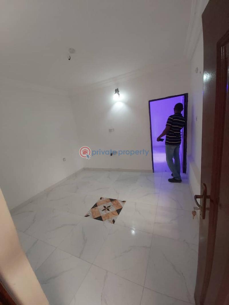 4 bedroom Bungalow For Rent Monastery Road Sangotedo Lagos - 5
