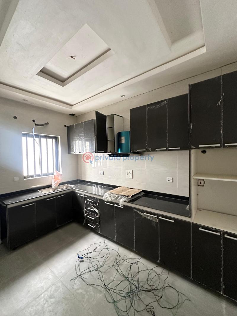 4 bedroom Semi detached Duplex For Sale Ologolo Lekki Lagos - 17