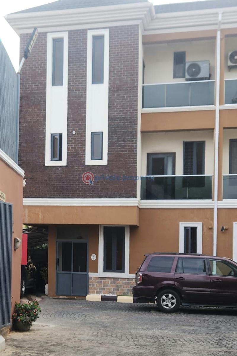 5 bedroom Semi detached Duplex For Rent Osapa London Lekki Lagos - 0