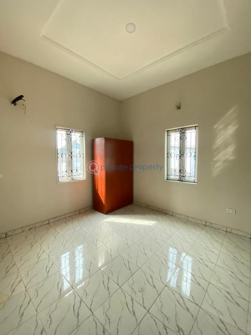 3 bedroom Block Of Flats For Sale Sangotedo Ogidan Eti Osa Sangotedo Ajah Lagos - 7