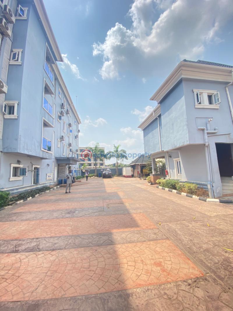 10 bedroom Hotel For Sale Off Graceland Estate Junction, Owerri Onitsha Rd, Owerri Owerri Imo - 6