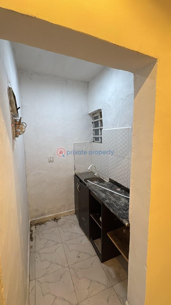 1 bedroom Mini Flat For Rent Ebun Street, Abule Oja, Yaba Abule Oja Yaba Lagos - 4