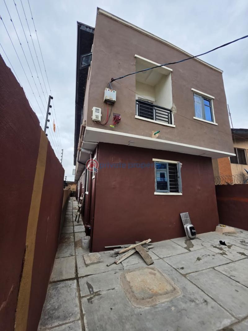 1 bedroom Mini Flat For Rent Ebun Street, Abule Oja, Yaba Abule Oja Yaba Lagos - 0