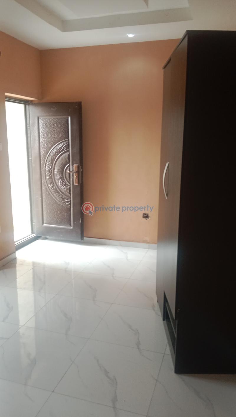1 bedroom Self Contain For Rent Abraham Adesanya Bustop Abraham Adesanya Ajah Lagos - 2