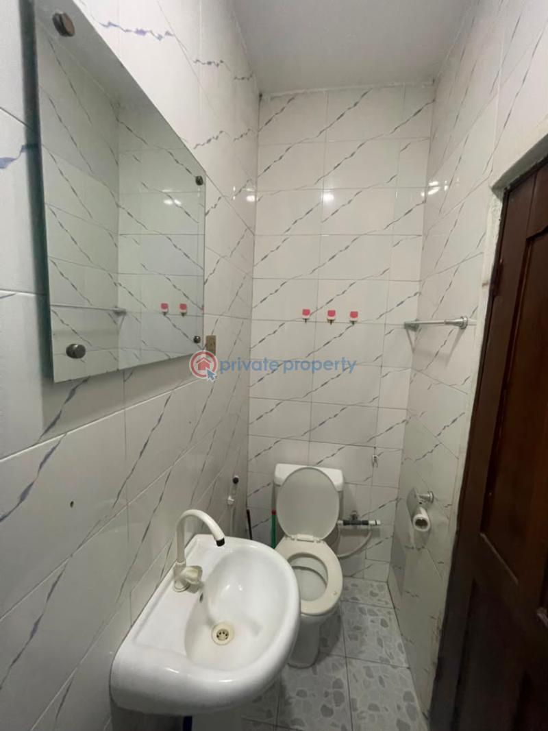 1 bedroom Mini Flat For Rent Itedo Estate Freedom Way Lekki Lagos - 6