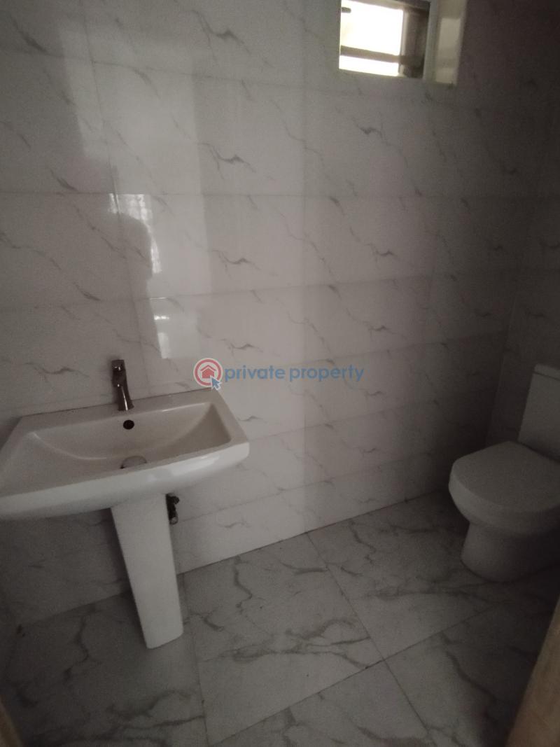 5 bedroom Detached Duplex For Rent Chevron Drive Lekki Lagos - 3