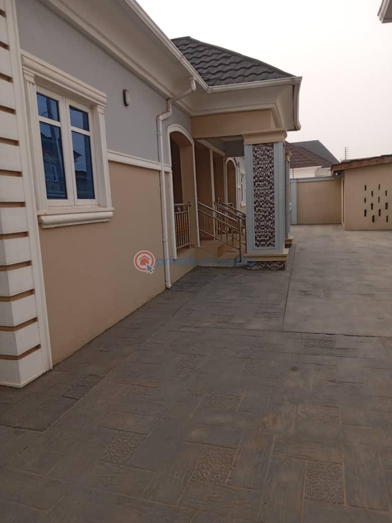 2 bedroom Block Of Flats For Rent New Road Bus Stop, Behind Mayfair Garden Estate Awoyaya Ajah Lagos - 2