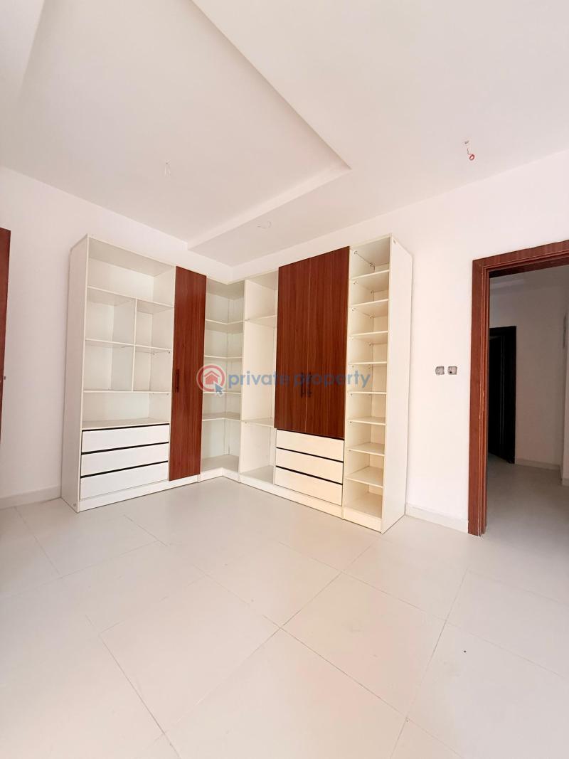3 bedroom Semi detached Duplex For Sale Sangotedo Lagos - 4