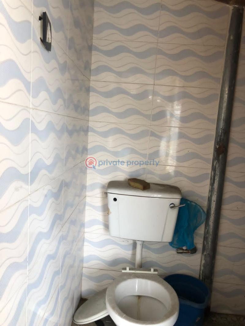 Shop For Rent Lekki Phase 1 Lagos - 7