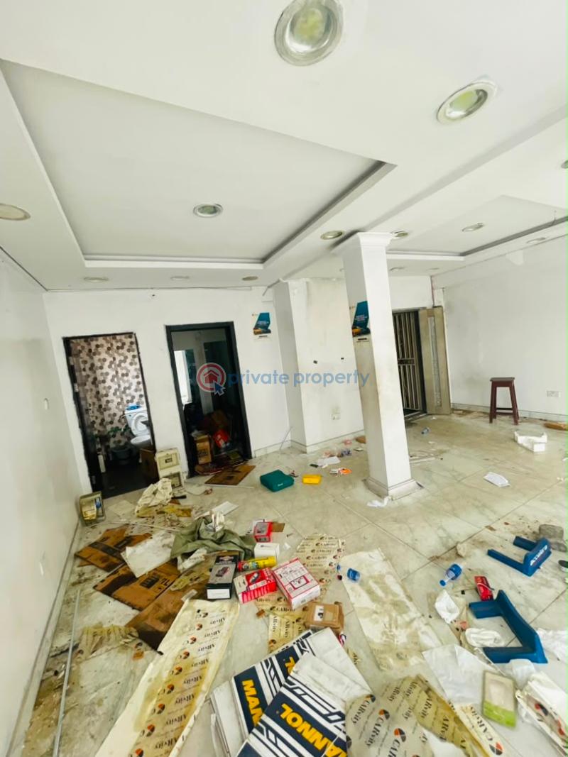 Shop For Rent Lekki Phase 1 Lagos - 1