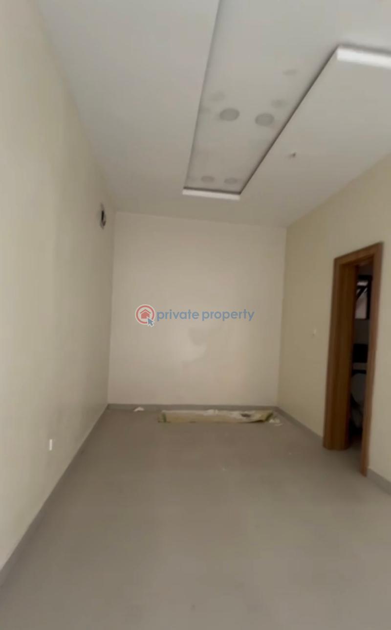 Mall/Complex/Plaza For Sale Wuse 2 Wuse II Abuja Phase 1  - 4