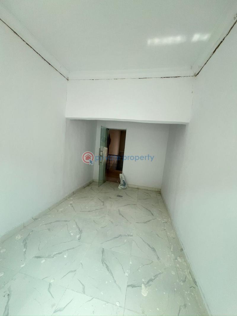 Shop For Rent Heart Of Lekki Lekki Phase 1 Lagos - 1