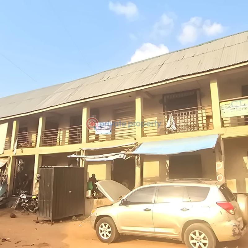 Shop For Sale Beside Idi Ogungun Primary Health Centre Gate Area Ibadan Agodi Ibadan Oyo - 1