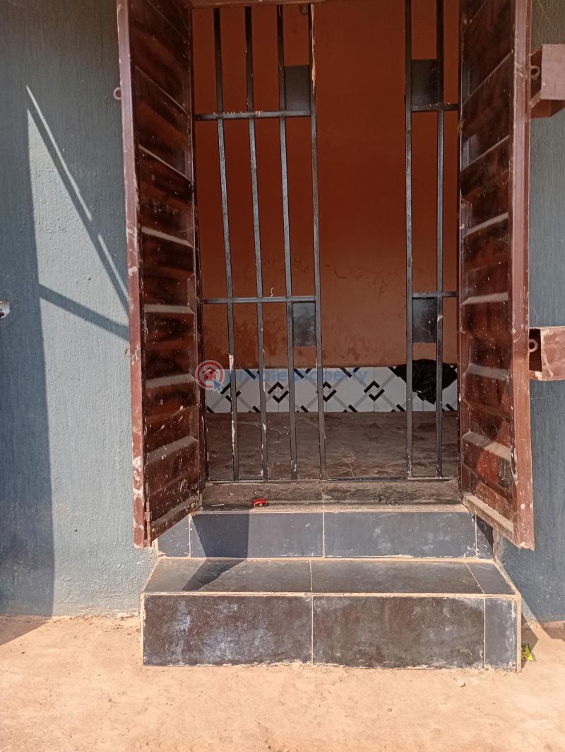 Commercial Property For Rent Umuike Awka Awka South Anambra - 1