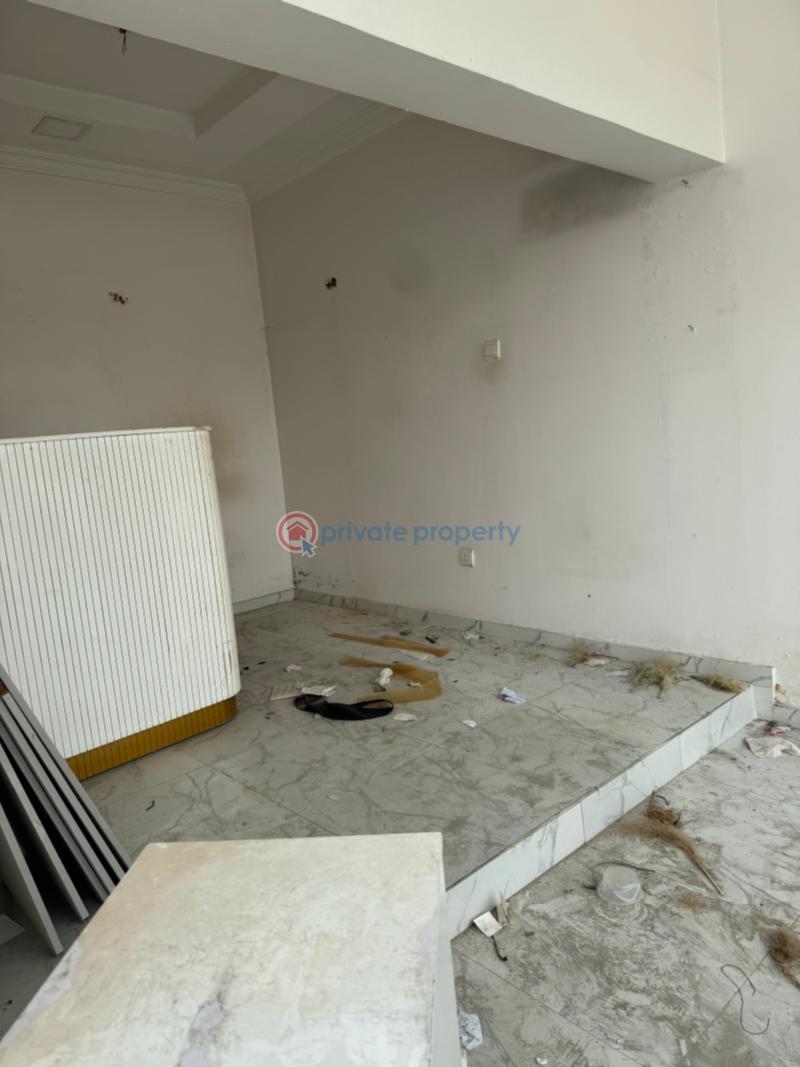 Shop For Rent Heart Of Lekki Lekki Phase 1 Lagos - 4