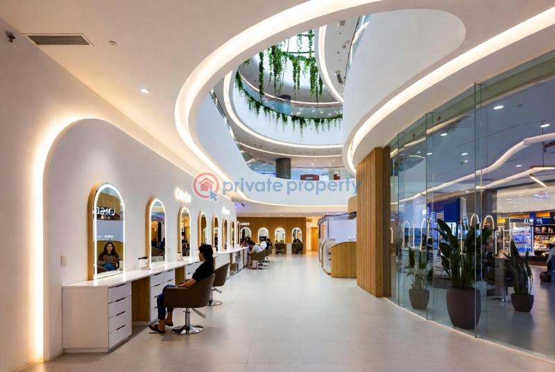 Mall/Complex/Plaza For Sale Opposite Shoprite Sangotedo Ajah Ajah Lagos - 1