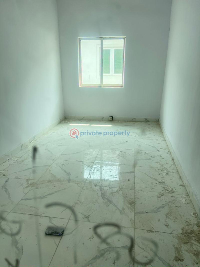 Shop For Rent Lekki Phase 1 Lagos - 1