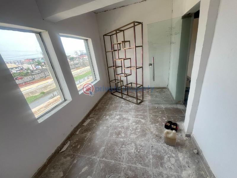 Shop For Rent Lekki Phase 1 Lagos - 0