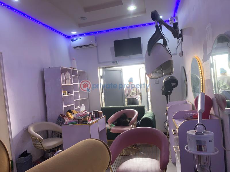 1 bedroom Private Office For Rent Phase 4 Close To Police Stations Kubwa Abuja Phase 4  - 0