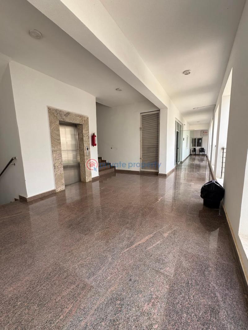Shop For Rent Maitama Abuja Phase 1  - 4