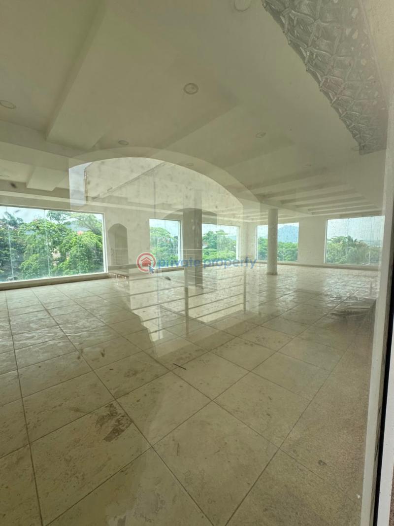 Shop For Rent Maitama Abuja Phase 1  - 5